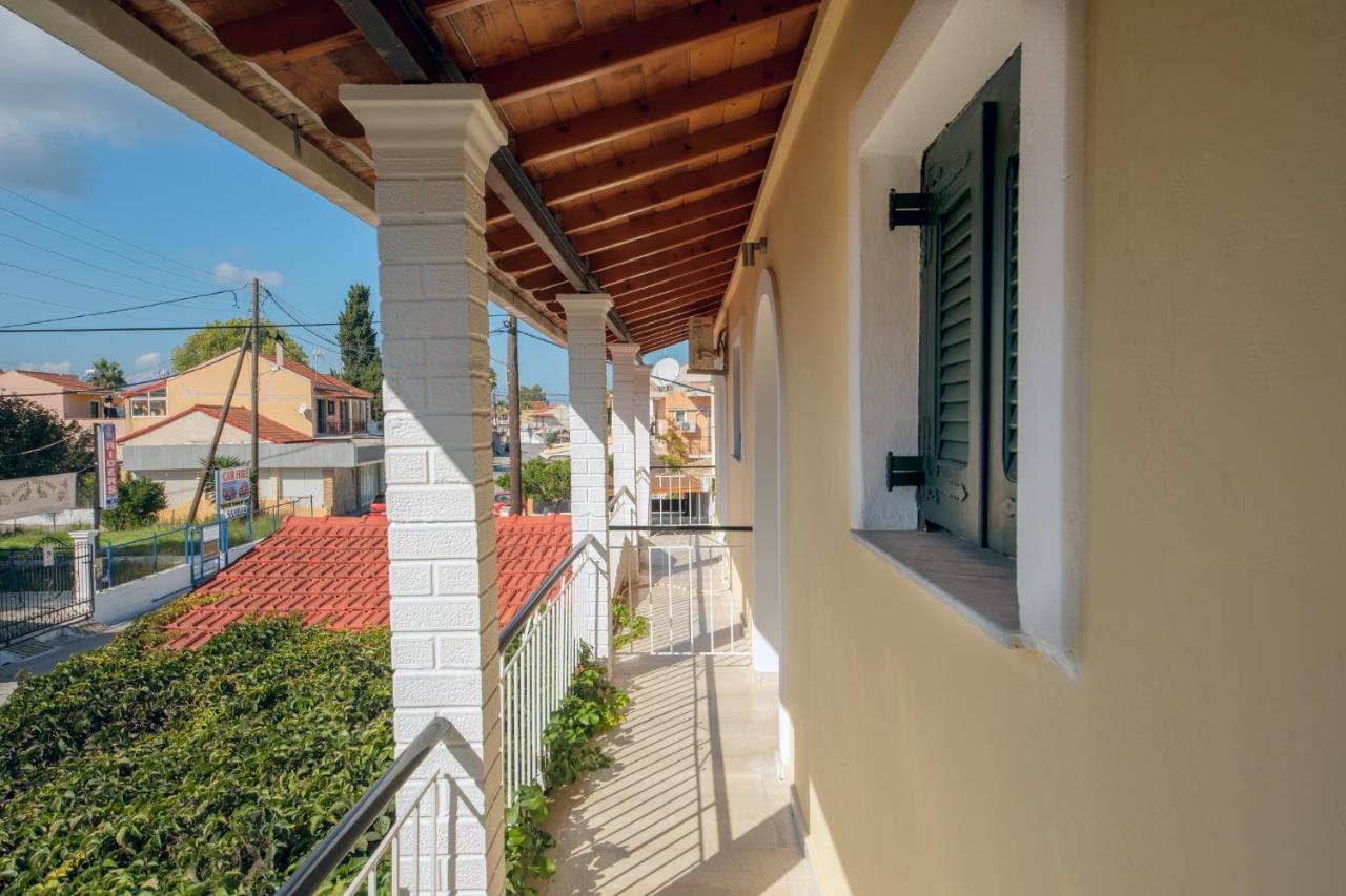 Elisavet Apts Кавос Экстерьер фото